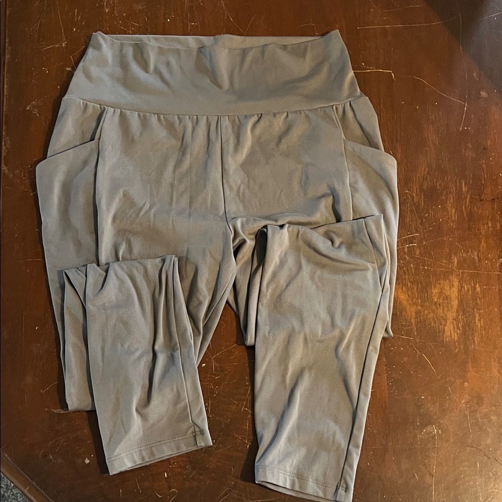 Vera Wang Gray Leggings